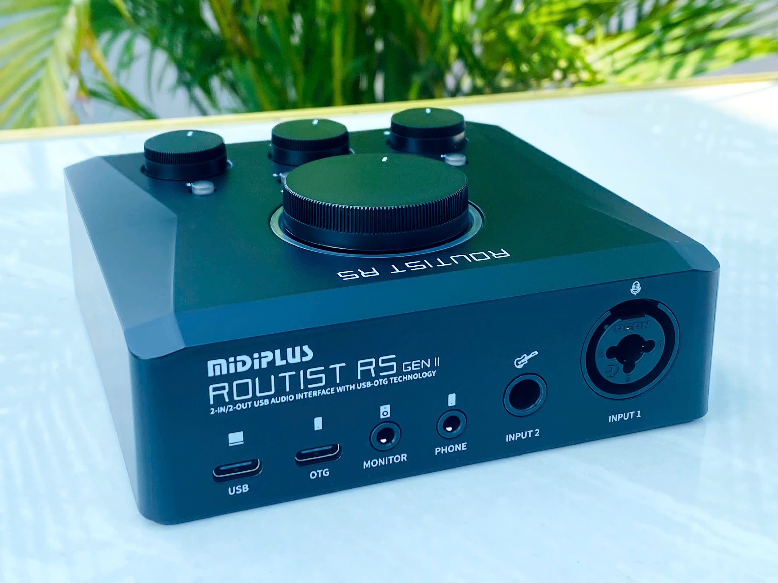 img Soundcard Chuyên Thu Âm Dùng Phần Mềm Livestream Chuyên Nghiệp Routist RS GEN II Tích Hợp Công Nghệ Xử Lý Âm Thanh, Hiệu Ứng Ánh Sáng RGB Hàng Cao Cấp Hàng Nhập Khẩu