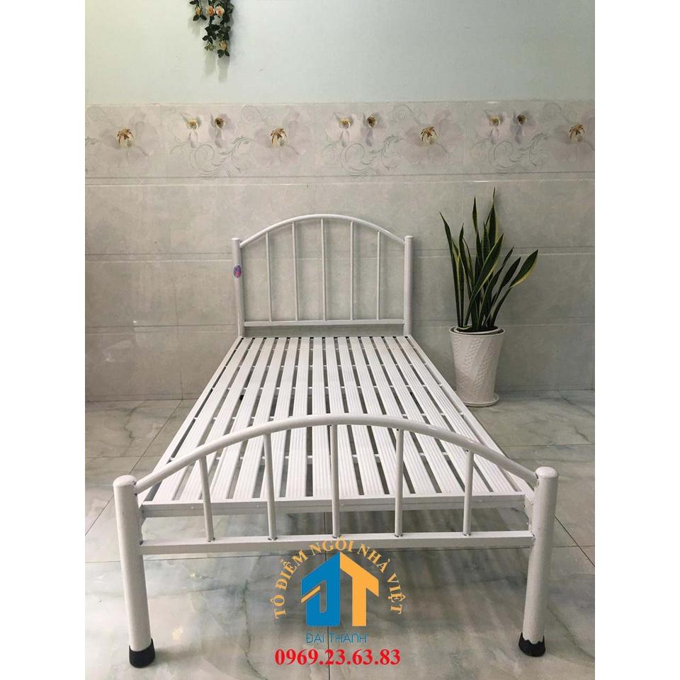 Giường sắt mỹ nghệ 1mx2m Đại Thành