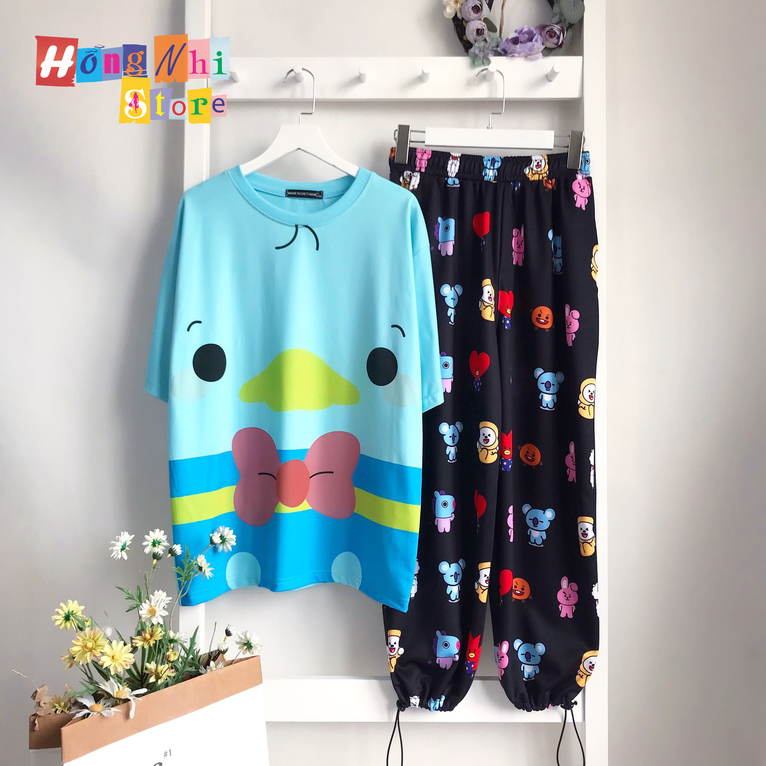 Quần  Jogger Cartoon Pant Unisex Quần Đen Quần Hoạt Hình Dài Lưng Thun Bo Lai - MM