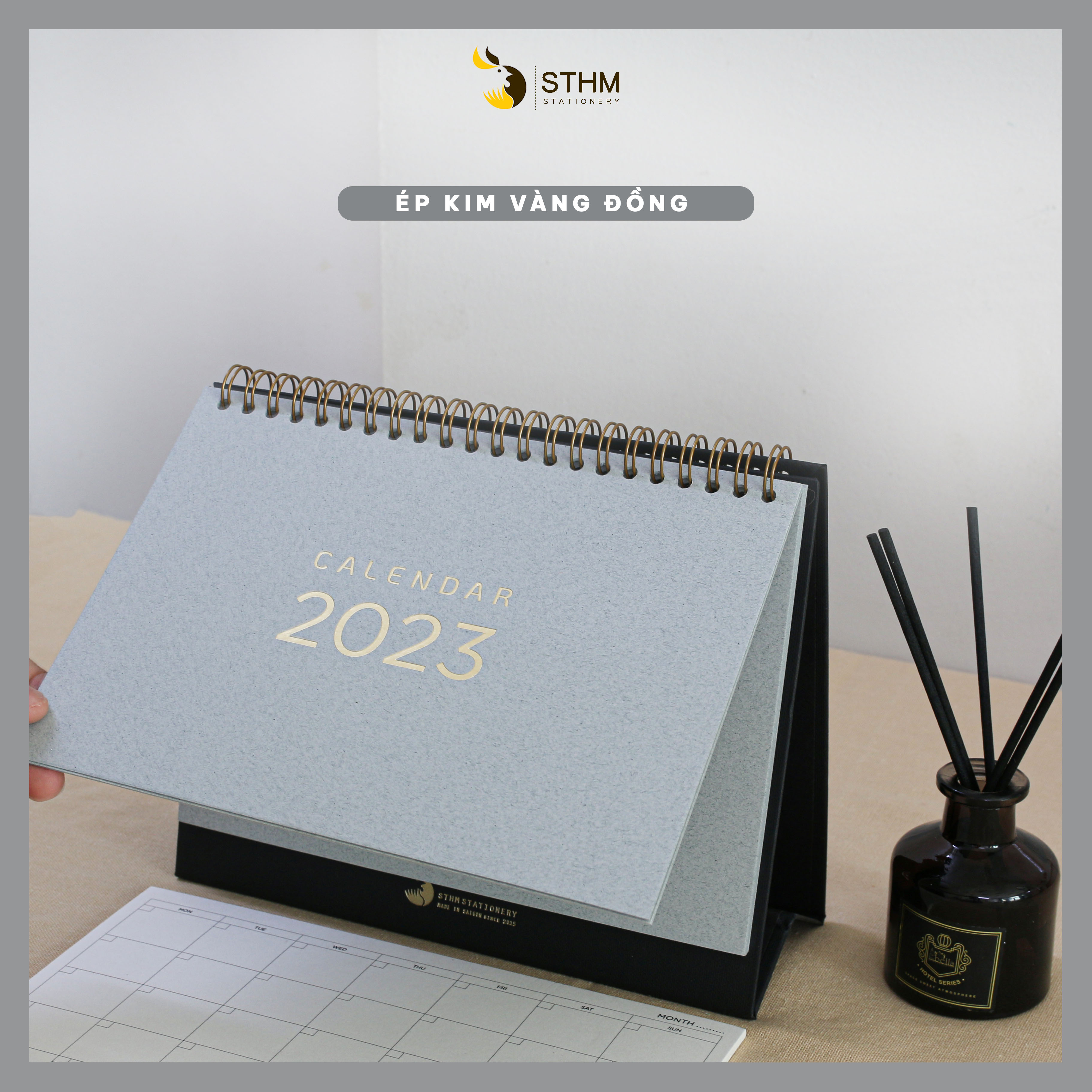 [STHM stationery] - Lịch bàn lò xo 2023 - Grey - Giấy mỹ thuật cao cấp - Có lịch âm dương và checklist