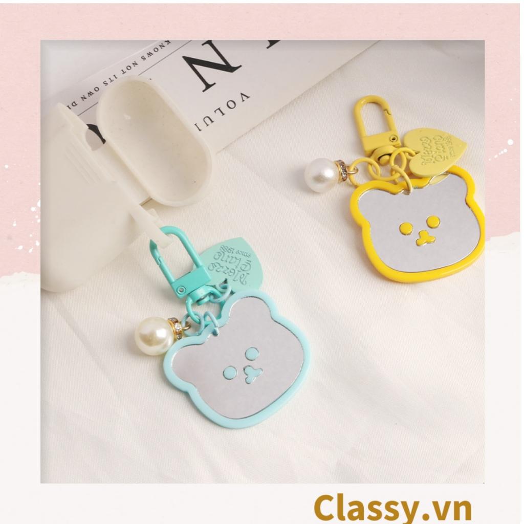 Móc khóa mặt gấu nhựa Classy đính kèm trái tim dễ thương PK1541