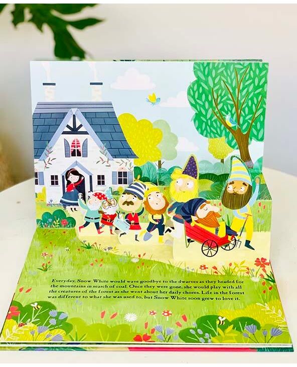 Snow White And the Seven Dwarves: Fairy Tale Pop-Up Book