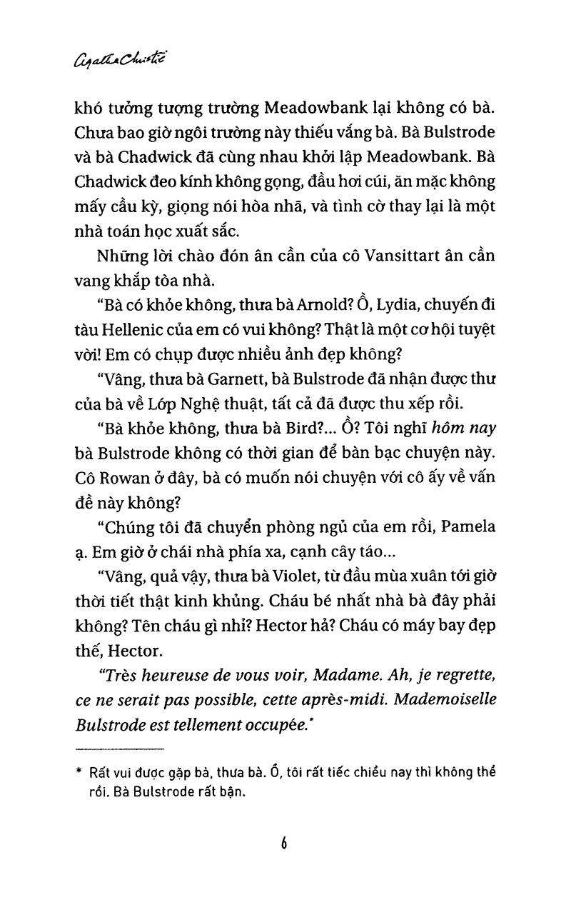 Sách Con Mèo Giữa Đám Bồ Câu