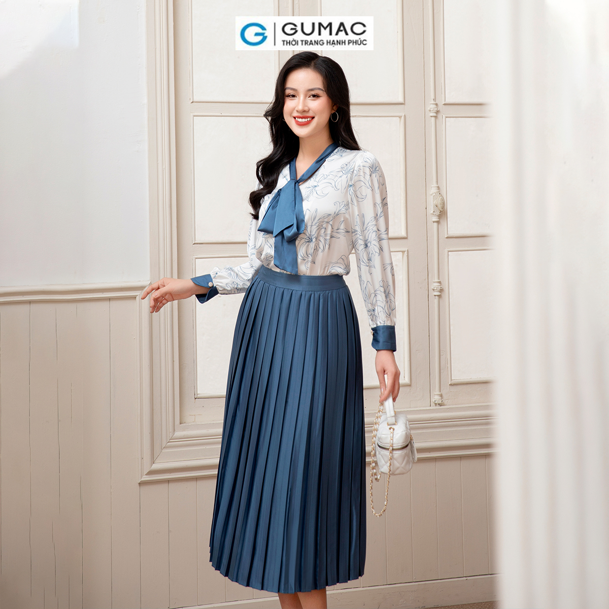 Áo lụa in hoa thời trang GUMAC AD10006