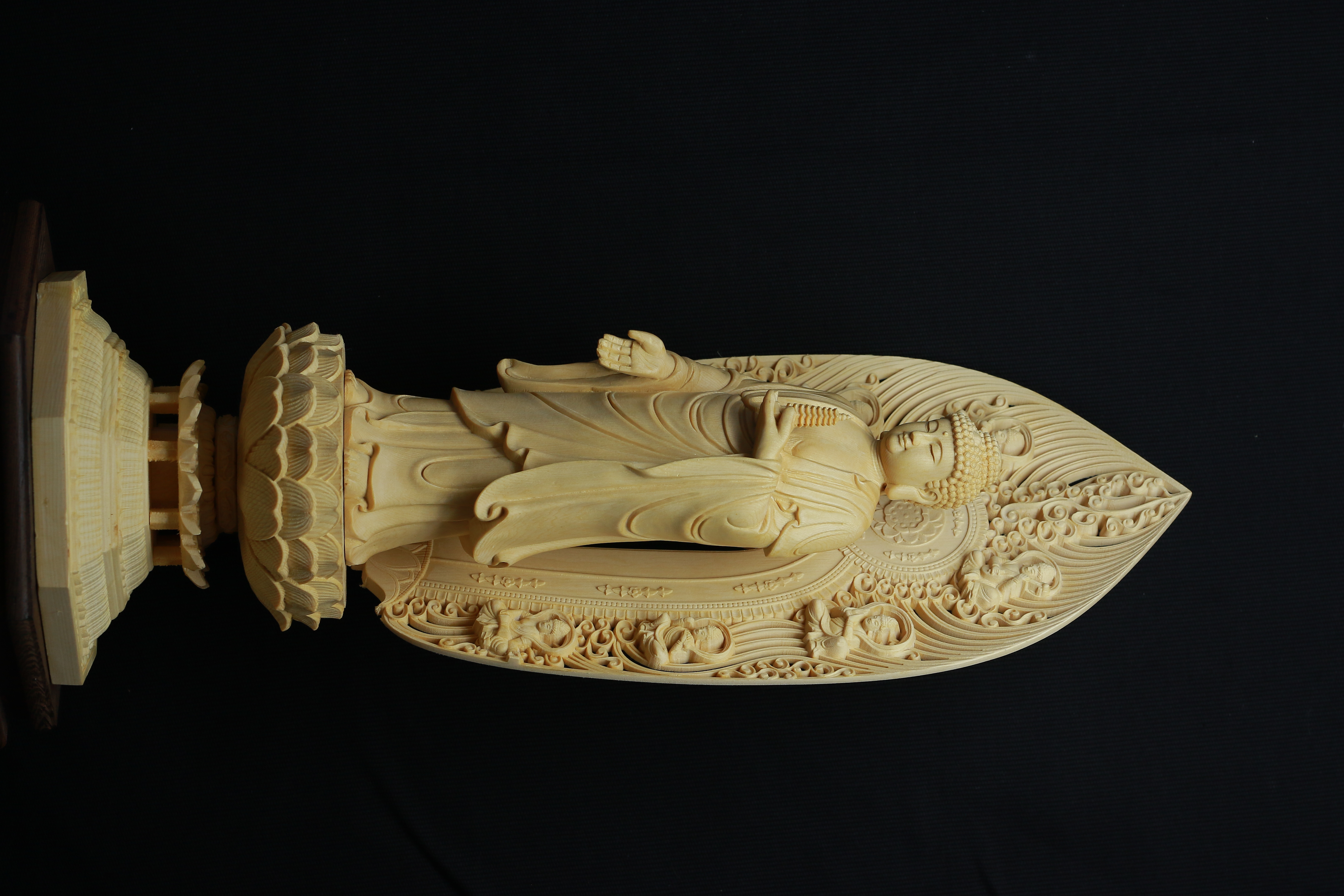 Tượng Phật A Di Đà- Đứng- Gỗ Hoàng Dương, kích thước  14,5x14,5x42cm