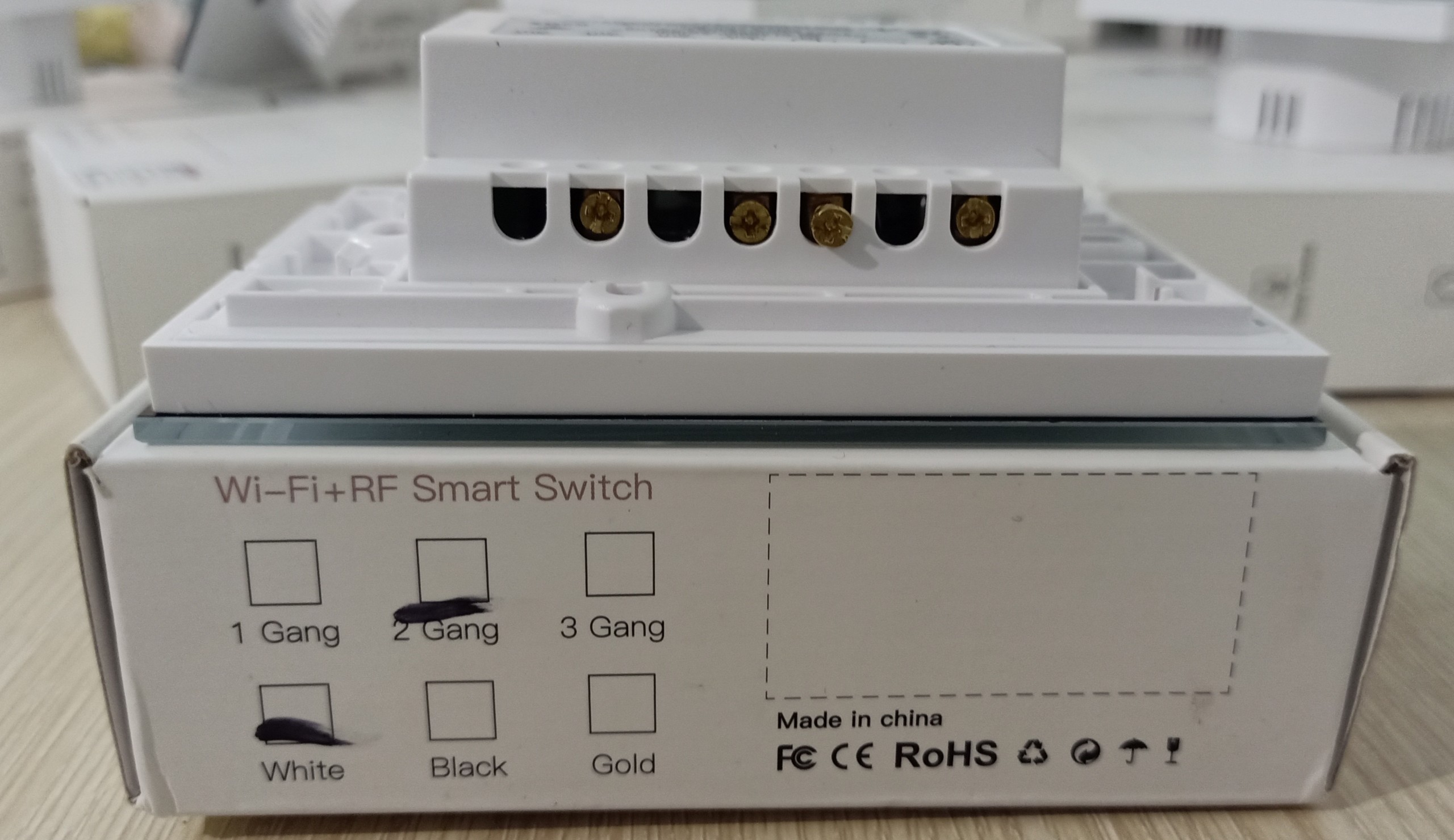 Công tắc cảm ứng Wifi thông minh 2 nút điều khiển từ xa qua Smartphone - HCN màu trắng - Hàng nhập khẩu