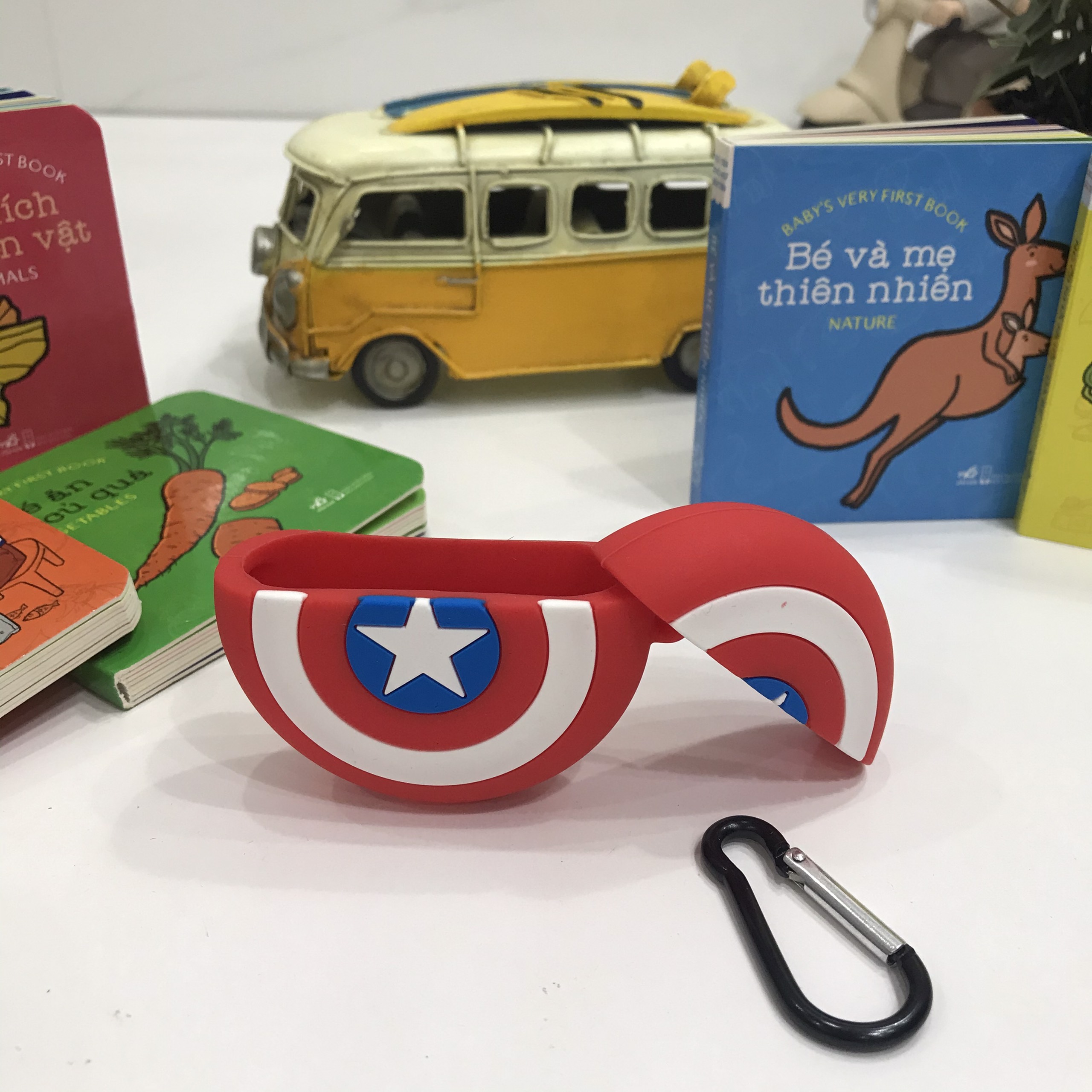 Case Ốp Silicon Dành Cho Tai Nghe Apple Airpods 1/2 - Khiên Captain America - Chống Sốc, Chống Trầy