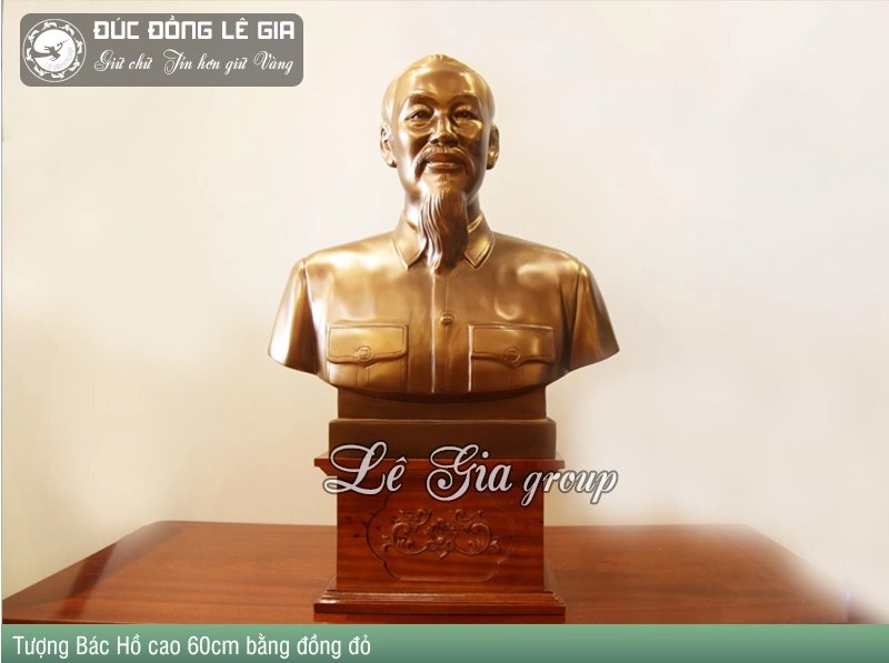 Tượng Bác Hồ cao 60cm bằng đồng đỏ