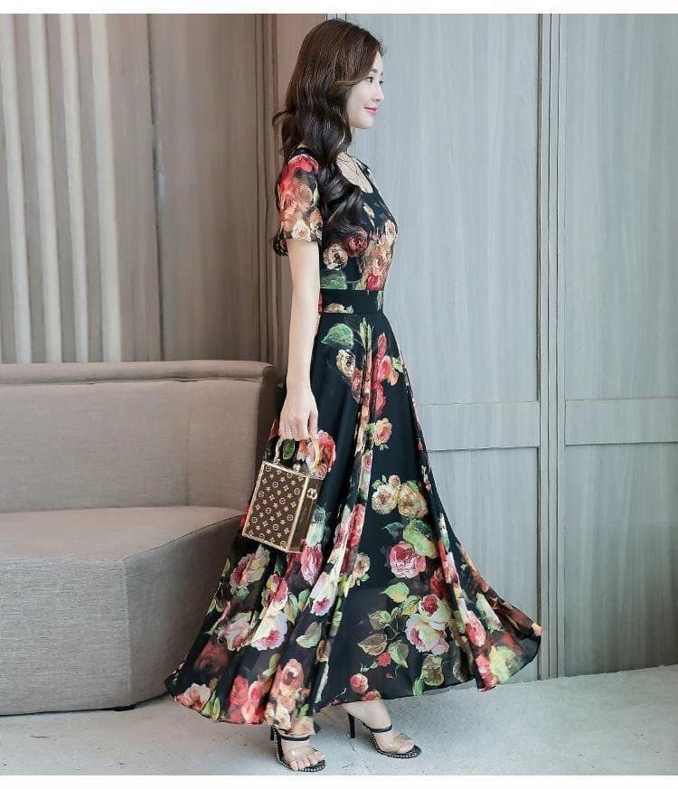 ĐẦM XÒE HỌA TIẾT HOA HỒNG