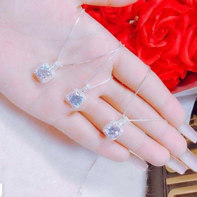 DÂY CHUYỀN MẶT VUÔNG ĐÍNH ĐÁ NHỎ BẠC TA