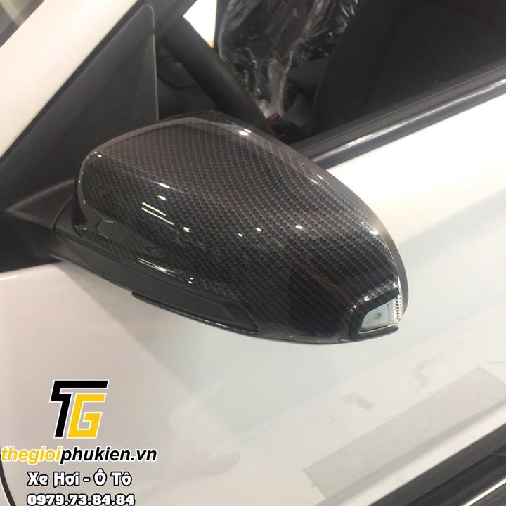 Bộ ốp gương chiếu hậu Hyundai Kona vân Carbon cap cấp