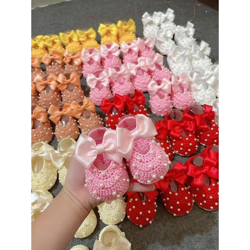 Giày xinh cho bé yêu