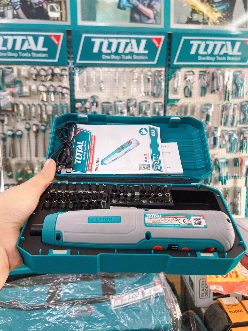 Máy siết vít  dùng pin  Lithium-ion 4V total TSDLI0403