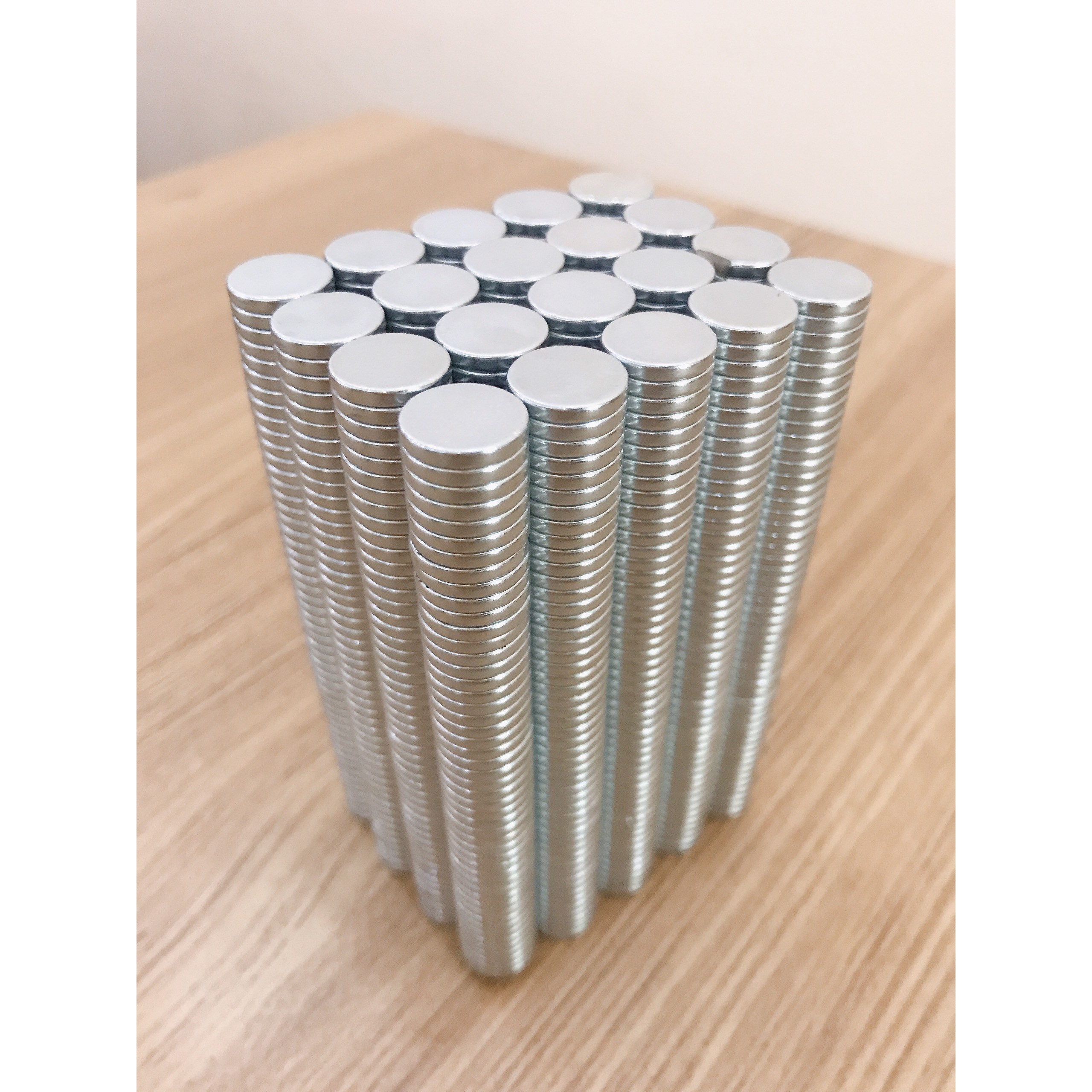50 Viên Nam Châm Đất Hiếm Loại Tròn 12x2mm Mạ Kẽm Lực Từ N35 Cực Mạnh