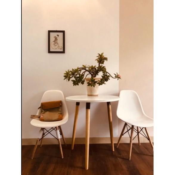 Bàn tròn ,trắng,kích thước 60x72, nội thất phù hợp đề trang trí cho mọi không gian trong nhà