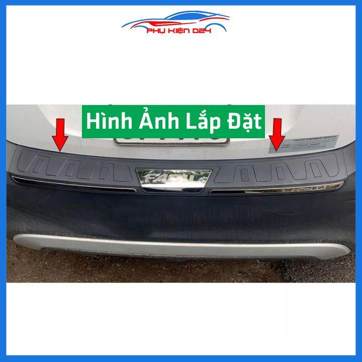 Ốp chống trầy cốp ngoài nhựa đen Fadil 2019-2020-2021-2022 dán cốp sau chống xước trang trí xe