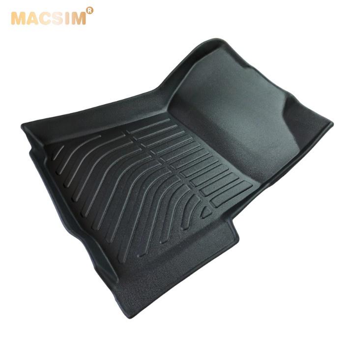 Thảm lót sàn xe ô tô Toyota Innova 2017-nay Nhãn hiệu Macsim chất liệu nhựa TPE cao cấp màu đen