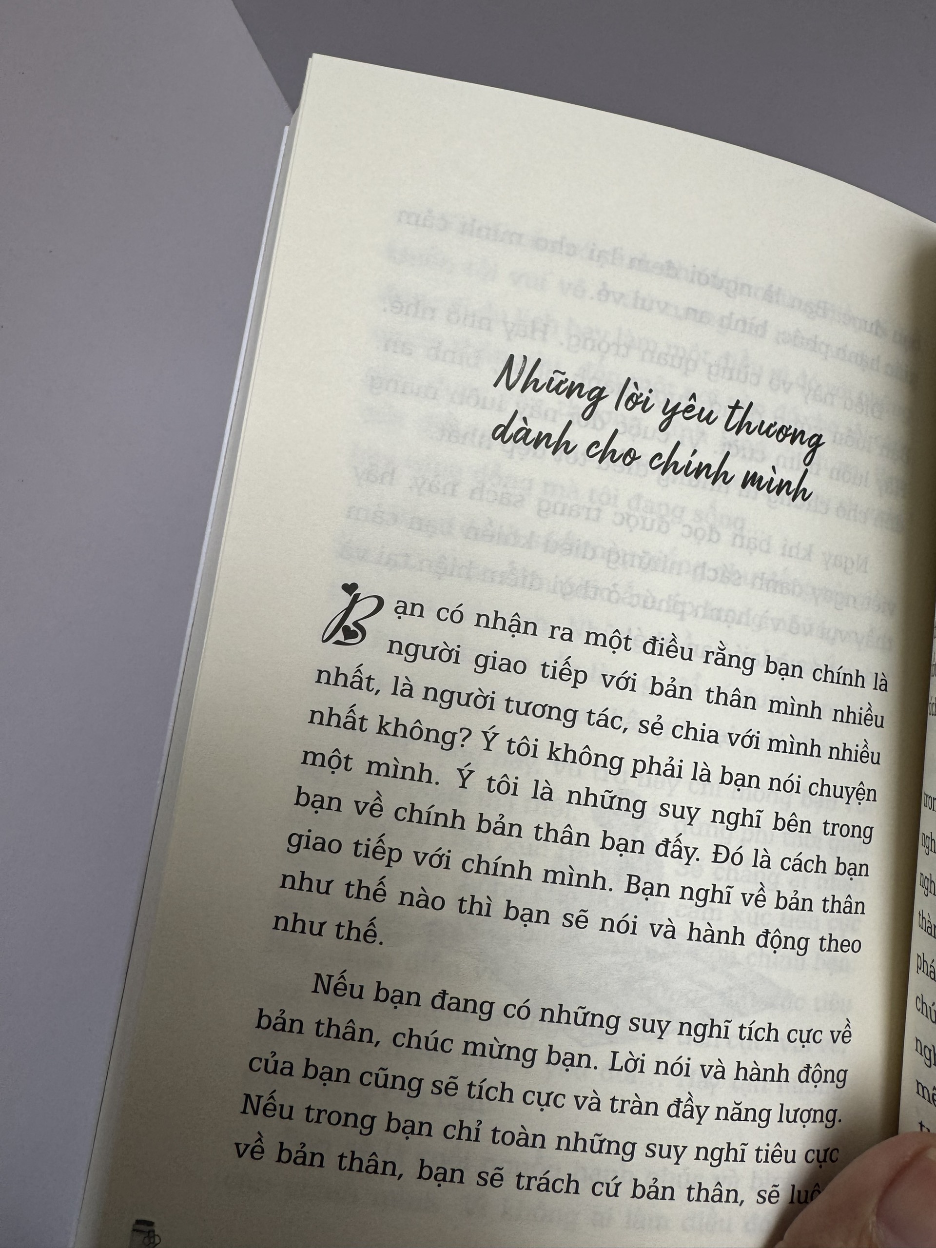 YÊU THƯƠNG BẢN THÂN, CHINH PHỤC CUỘC ĐỜI – Hoàng Nga – NXB Lao động – ThaiHa Books