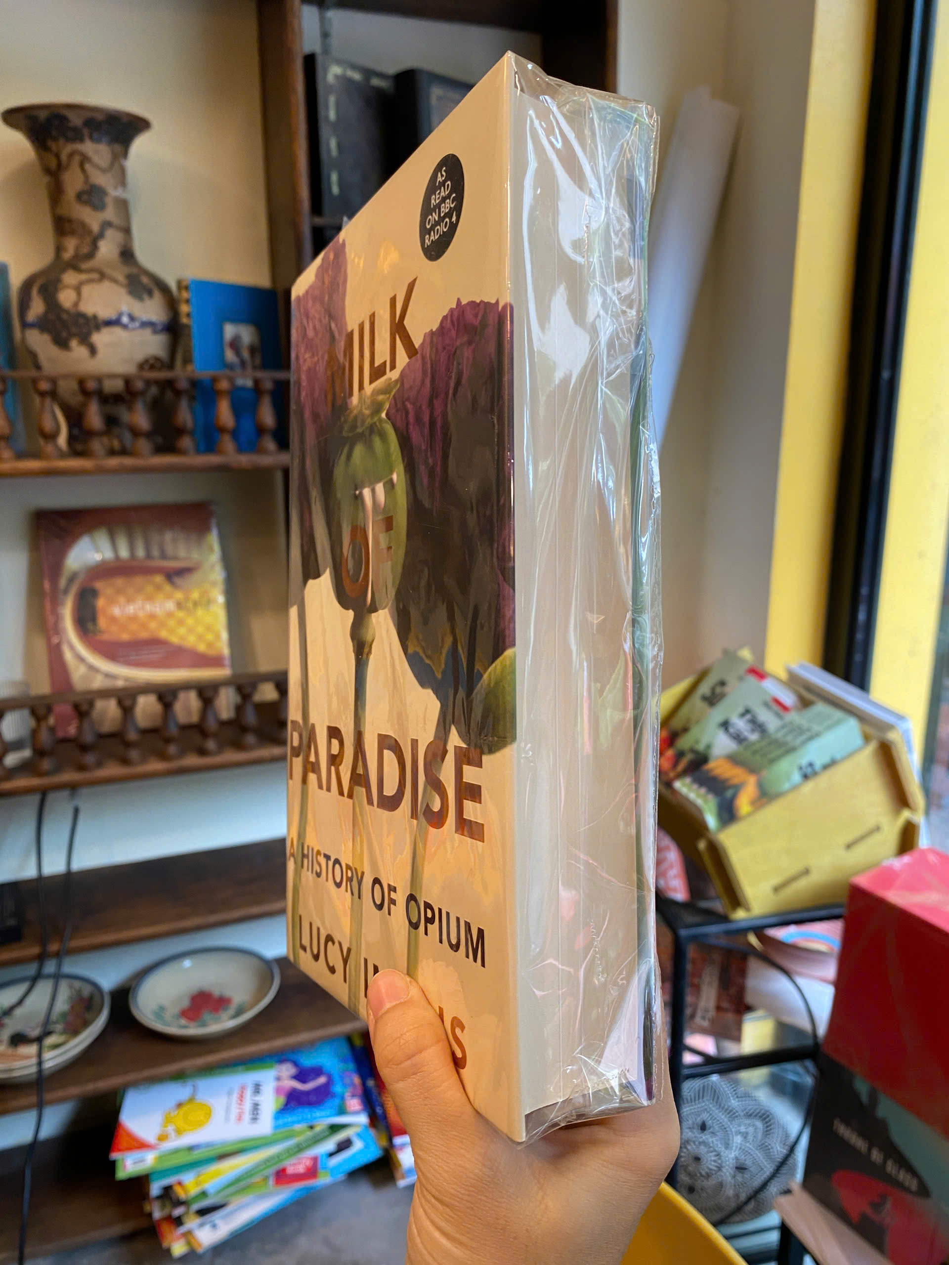 Sách - Milk of Paradise: A History of Opium by Lucy Inglis | History Nonfiction / Bìa cứng