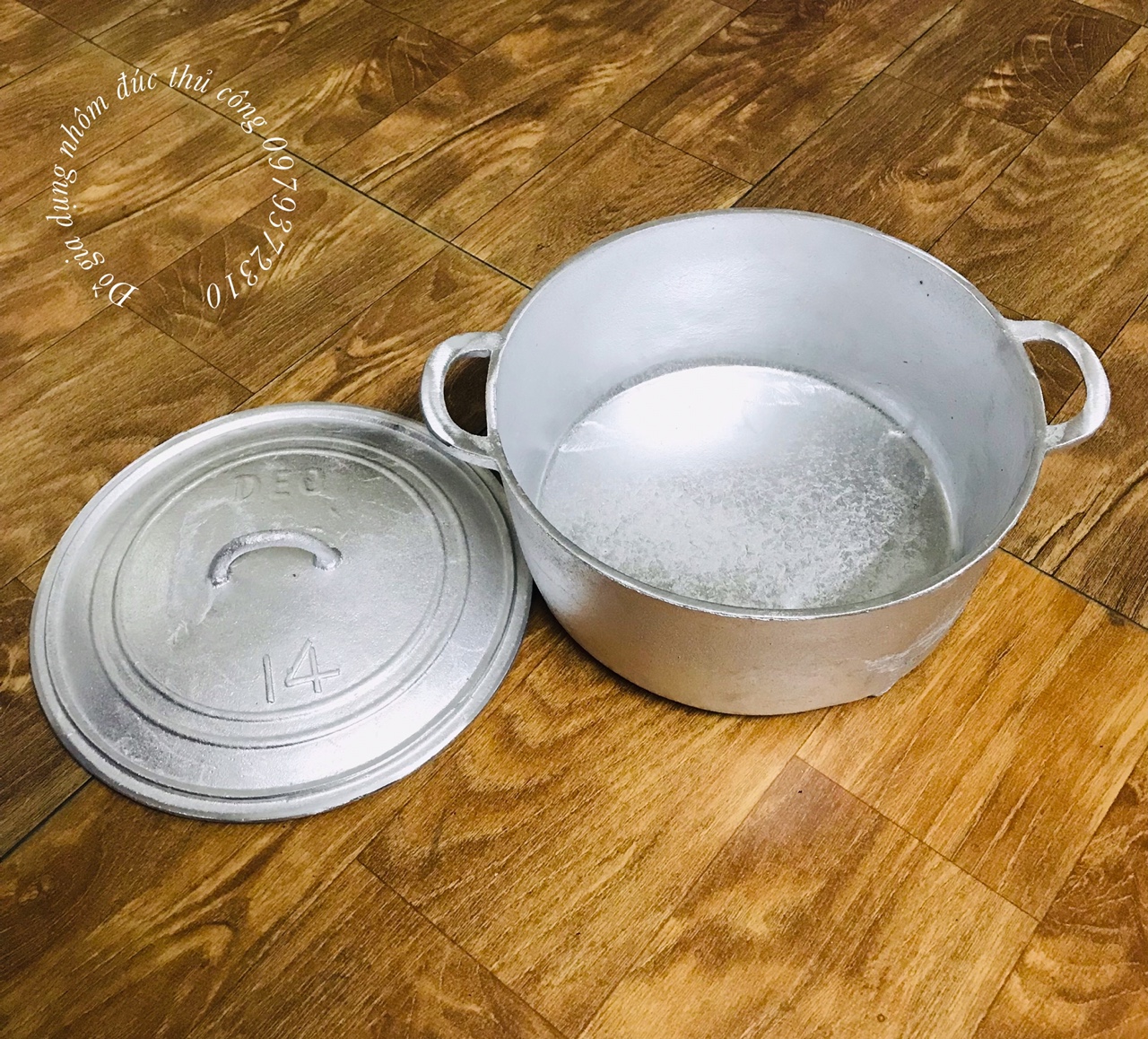 NỒI GANG ĐÚC THỦ CÔNG LÀNG NGHỀ SỐ 14 ( ĐK 25CM )