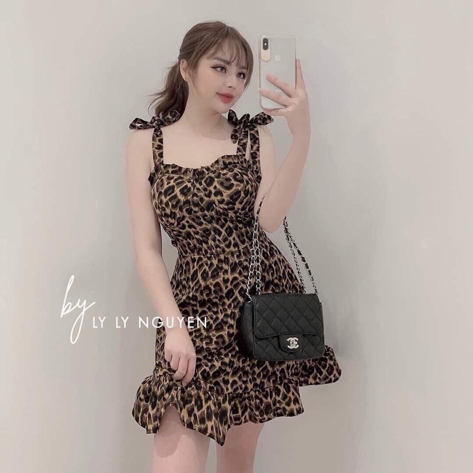 Đầm 2 dây in họa tiết da bèo