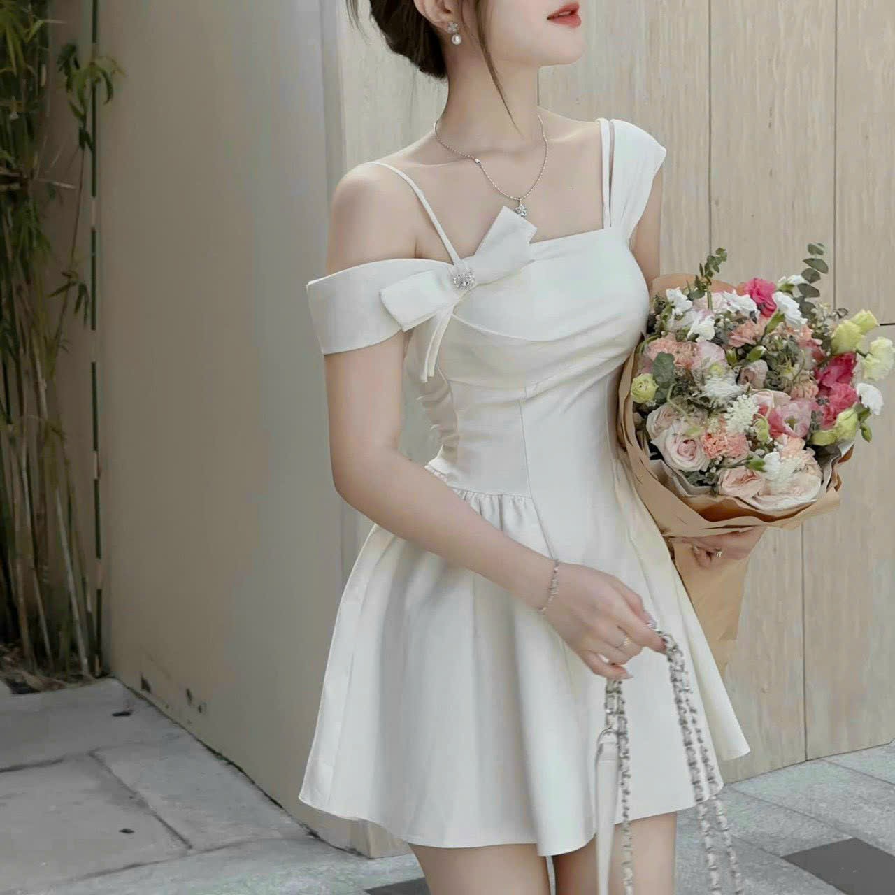 ĐẦM 2 DÂY LỆCH VAI NƠ XINH XẮN