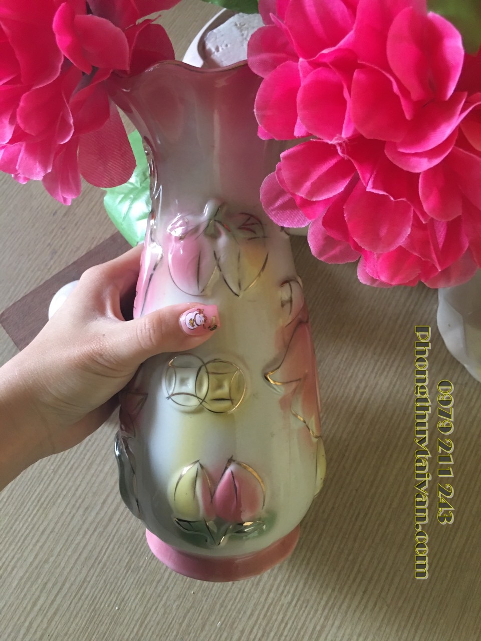 Đồ bàn thờ Bình hoa sứ Hồng Sen - thờ cúng.