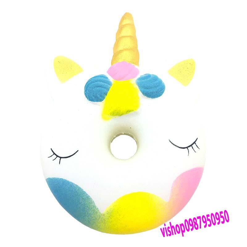 SquiShy bánh tròn 1 sừng nhắm mắt