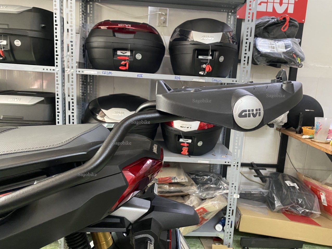 Baga Givi Honda ADV 150