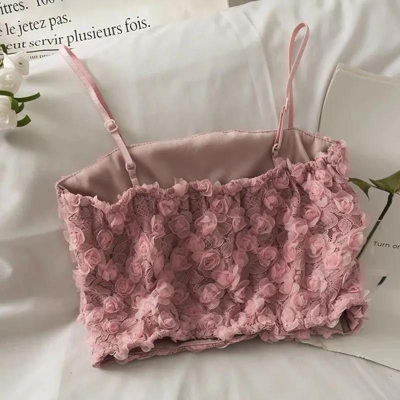 Áo hai dây dáng croptop Midori thêu hoa dễ thương M242