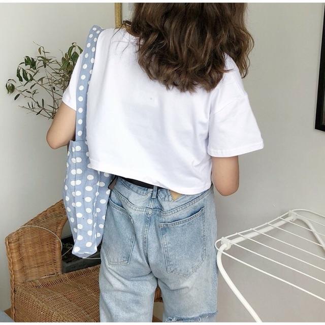 Áo kiểu croptop cổ tim quyến rủ