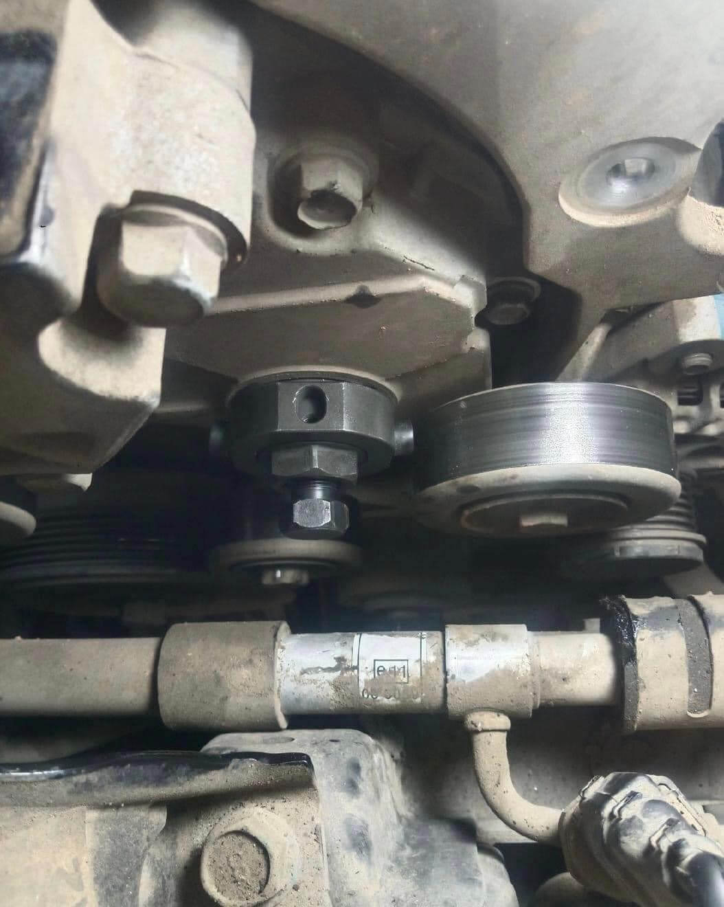 Vam tháo bơm cao áp Hyundai Kia Land Rover 2.0 & 2.2 VT1210 Mẫu Mới 4 chốt khóa