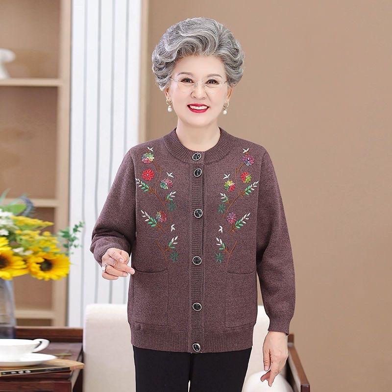 Hình ảnh Áo len cho bà, áo khoác len nữ trung niên cho người già cao tuổi