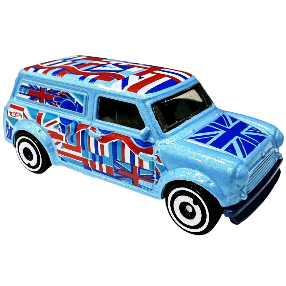 Siêu Xe Hot Wheels C4982 - 169/250 - 67 Austin Mini Van (Mẫu Màu Giao Ngẫu Nhiên)