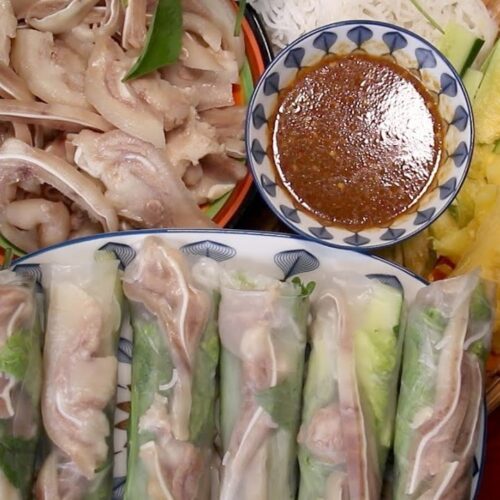 - Tai lợn - 1kg