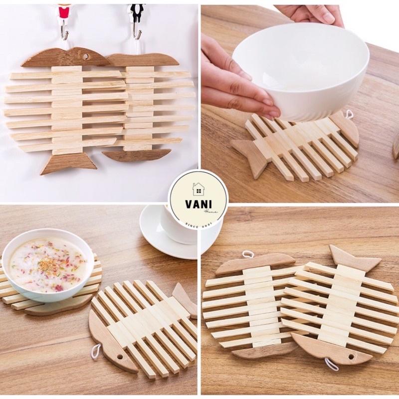 Đế lót nồi bằng gỗ cách nhiệt hình xương cá và táo dễ thương- Rế lót nồi, miếng gỗ kê nồi CÁ và TÁO size lớn 16cm x 16cm