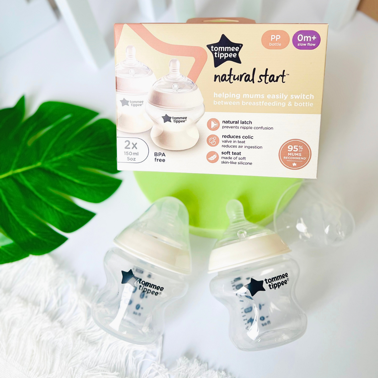 Bình Sữa Ty Siêu Mềm Tự Nhiên Tommee Tippee Natural Start 150ml, Núm Ty Đi Kèm 0-3 Tháng (Bình đôi)