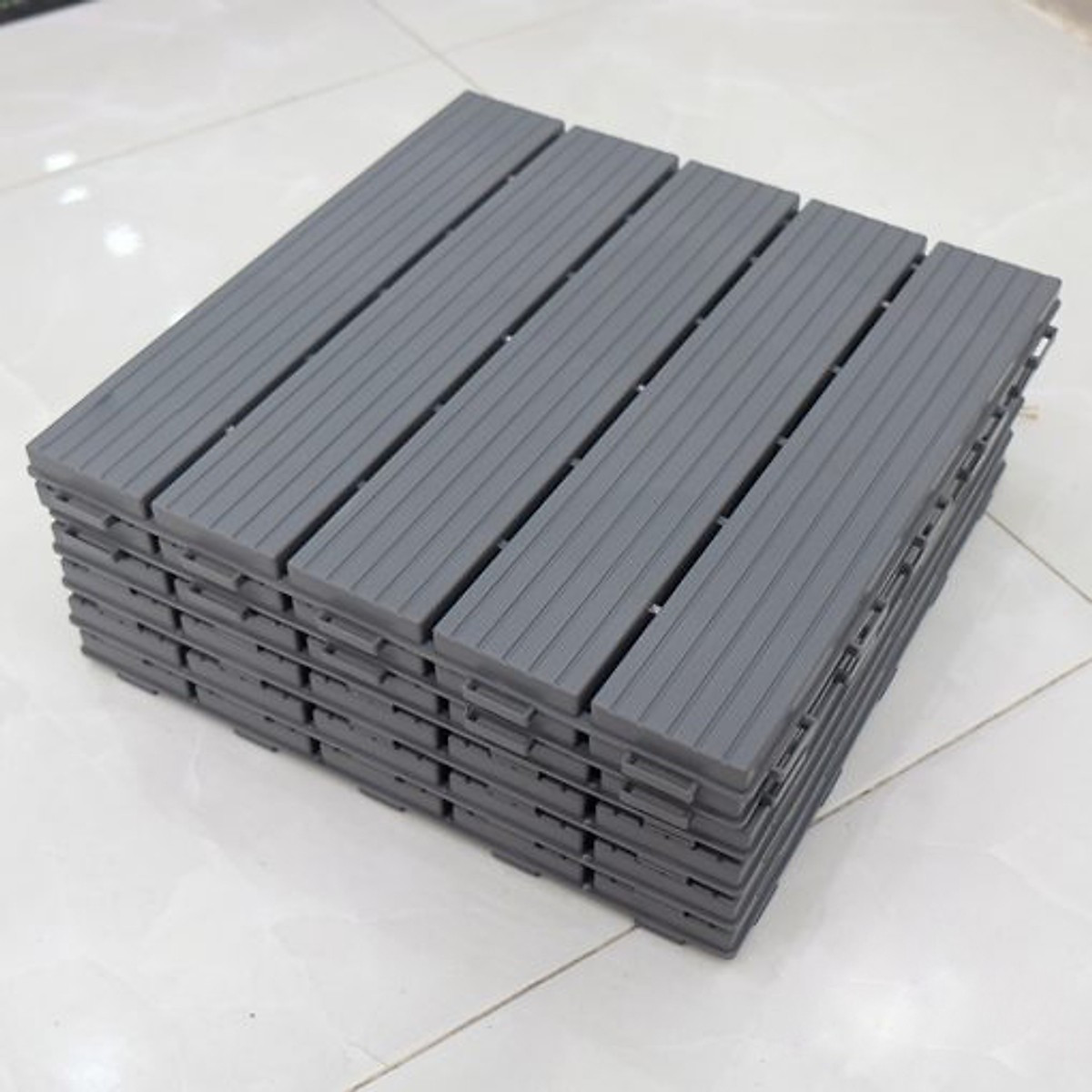 Vỉ Nhựa Lót Sàn 5 Nan Màu Xám