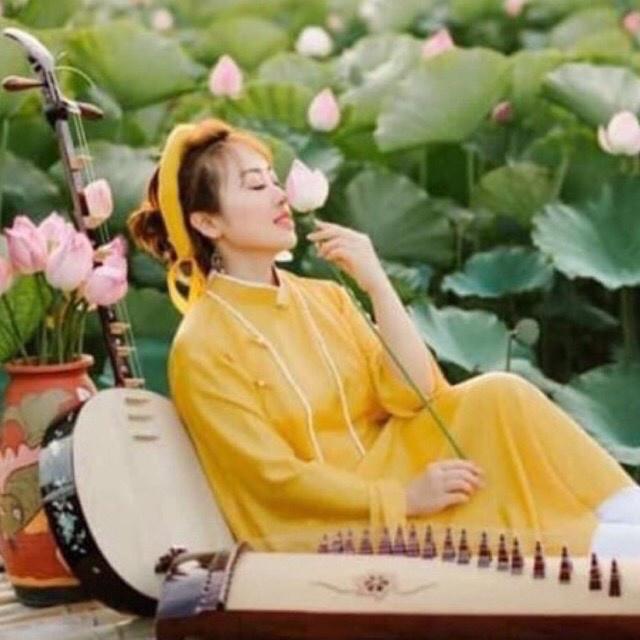Áo Ngũ Tấc Nữ Thời Nguyễn - Cổ Phục Việt Nam