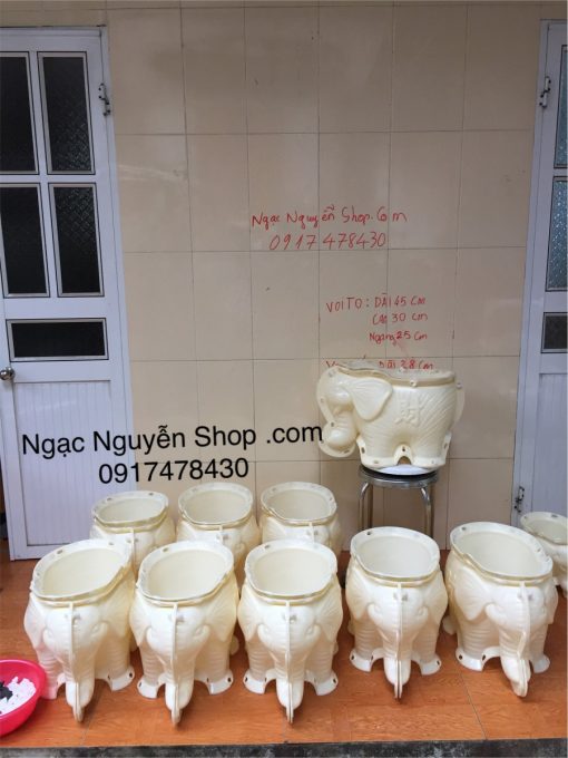 Khuôn đúc chậu hình con voi to dài 45cm cao 30cm ngang 25cm đổ úp đáy