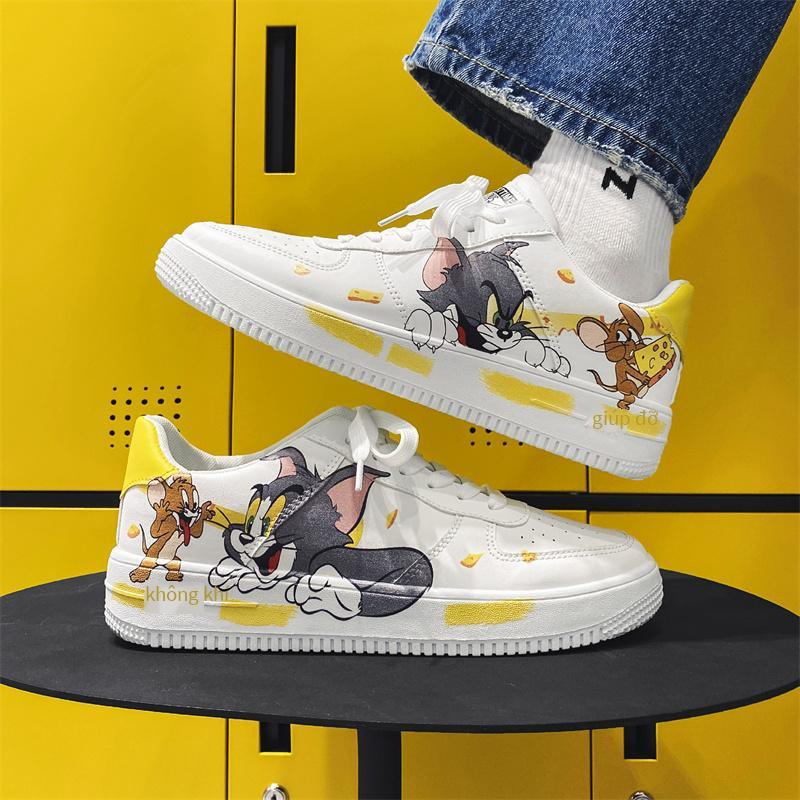 Đảm bảo chất lượng giày skate giày lưới màu đỏ giày hợp thời trang những người yêu thích giày bình thường đảm bảo chất lượng tất cả các trận đấu