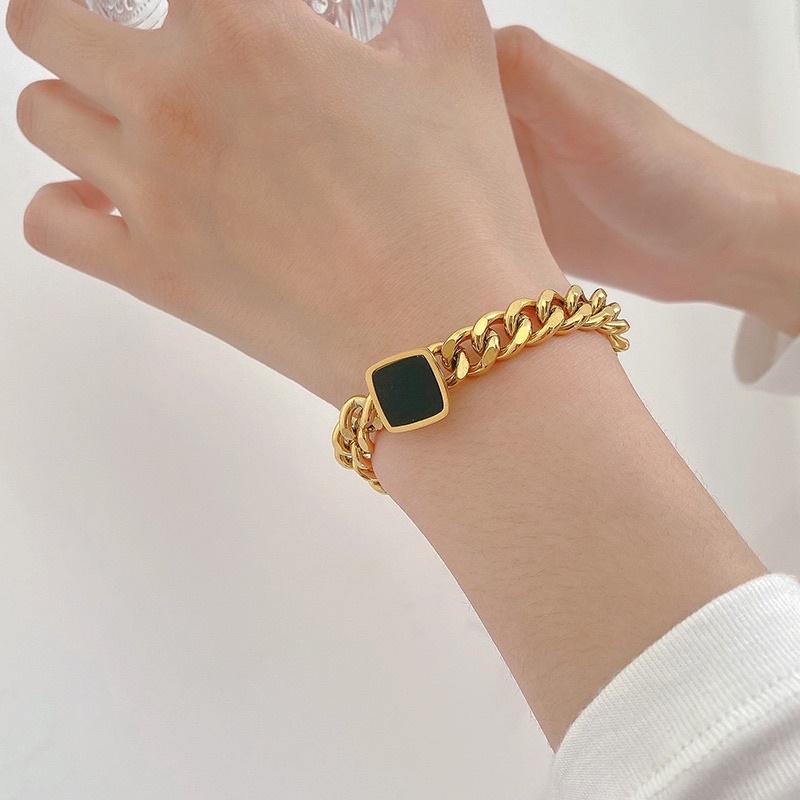 Lắc tay vòng tay titan không đen nam nữ mặt vuông đen cá tính đẹp Ring House