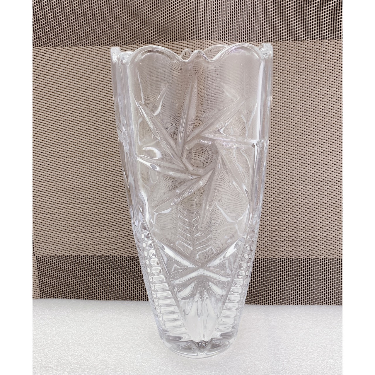 BÌNH CẮM HOA THỦY TINH CAO CẤP DÁNG CHỮ V 30CM - ANTH506