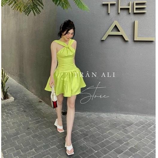 Đầm dự tiệc đi biển,đầm dáng xoè cổ yếm thiết kế trẻ trung sang chảnh Quyến Rũ Thời Trang XM Minh Phúc