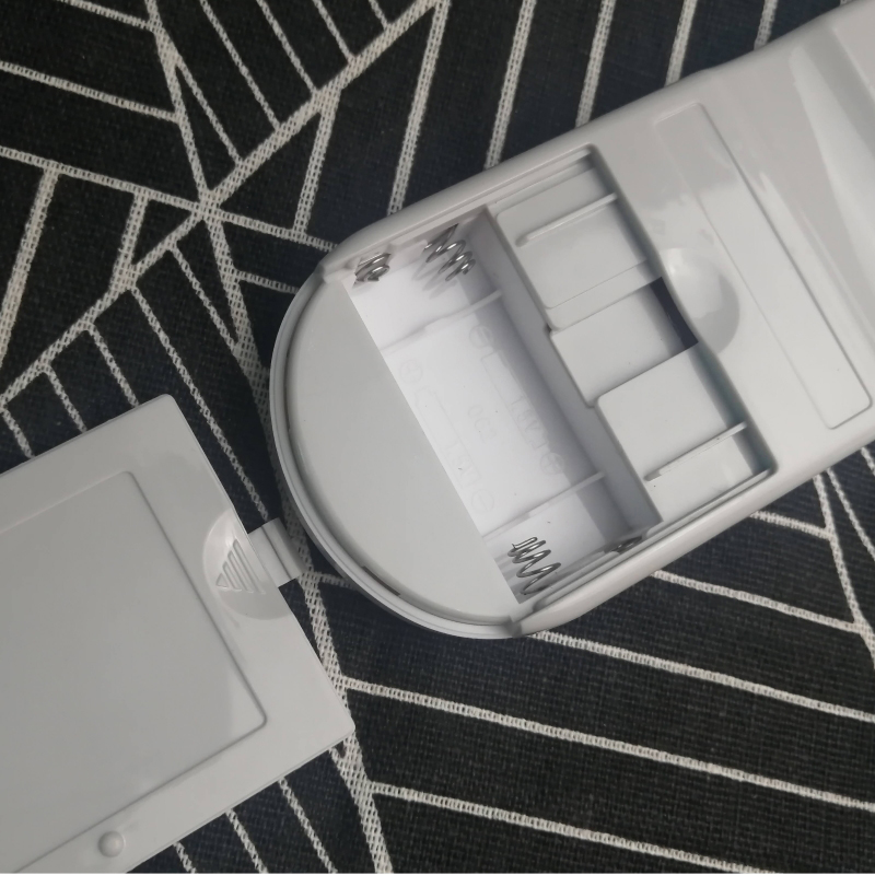 Điều Khiển Điều hòa HITACHI 2 Chiều Model RAR-3V2 Mặt Cong-Remote Máy Lạnh HITACHI