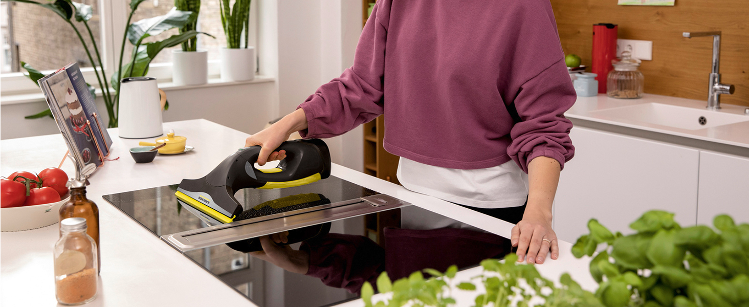 Máy Lau kính Karcher WV 2 Black Edition Hàng chính hãng