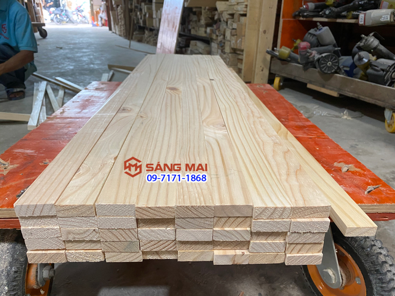 Thanh gỗ thông 4,5cm x 1,5cm x dài 120cm + láng mịn 4 mặt