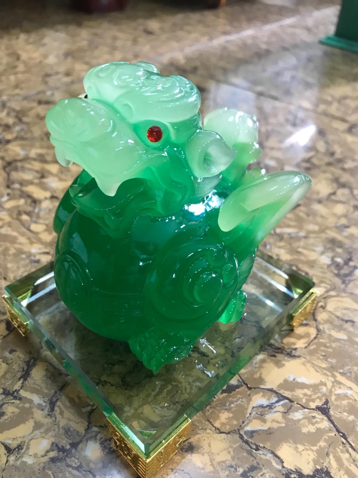 Tượng Con Tỳ Hưu Xanh Có Cánh Ú Đế Kiếng Size Đk 10cm Cao 12cm Anh Chị để bàn làm việc bàn thờ thần tài mệnh mộc mệnh hỏa hợp may mắn tài lộc ạ