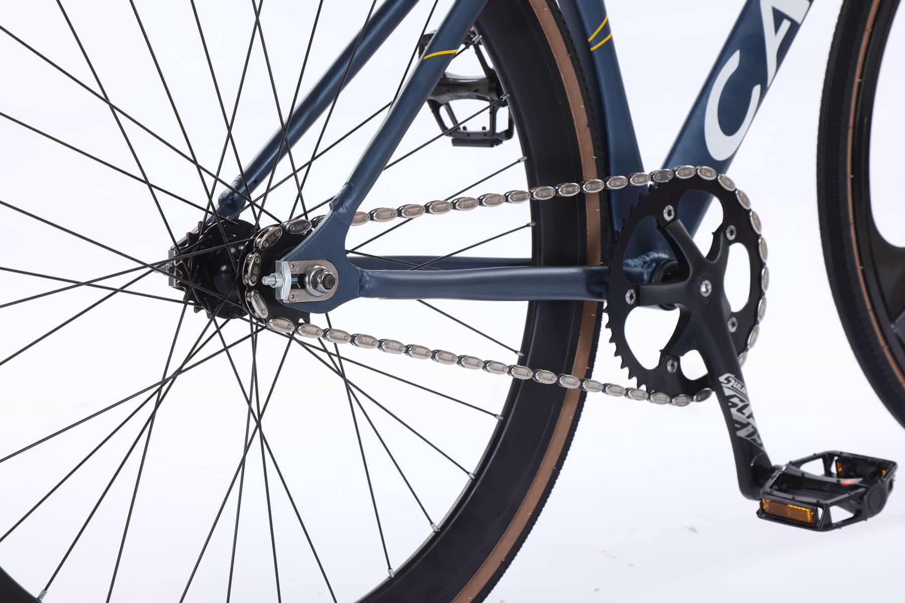 Xe đạp Fixed Gear CALLI R2.0FX Khung nhôm không mối hàn