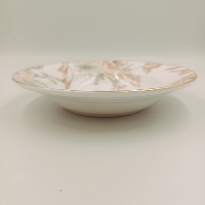 Đĩa sứ Long Phương Viền Vàng 15 cm Họa Tiết Hoa Đỏ Cao Cấp